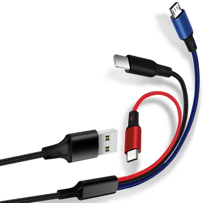 3 em 1 dados de carregamento de 2.4A USB cabografe o tipo ODM portuário do OEM da função de C multi
